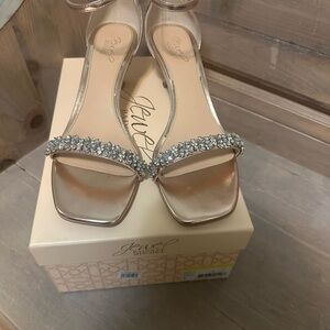 Jewel Badgley Mischka Gold Heels with Rhinestones